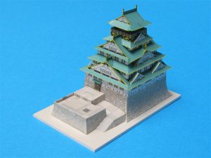 Osaka Castle Paper Model Mini built by Bas Poolen